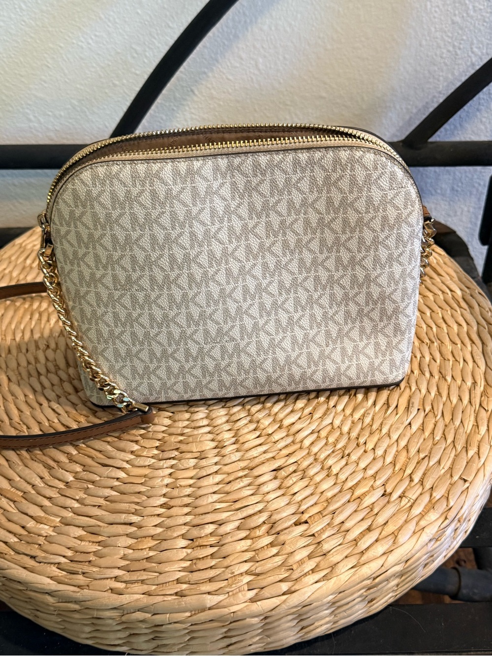 Michael Kors Beige Signature Monogram Crossbody Bag with Gold Hardware - Picture 14 of 14